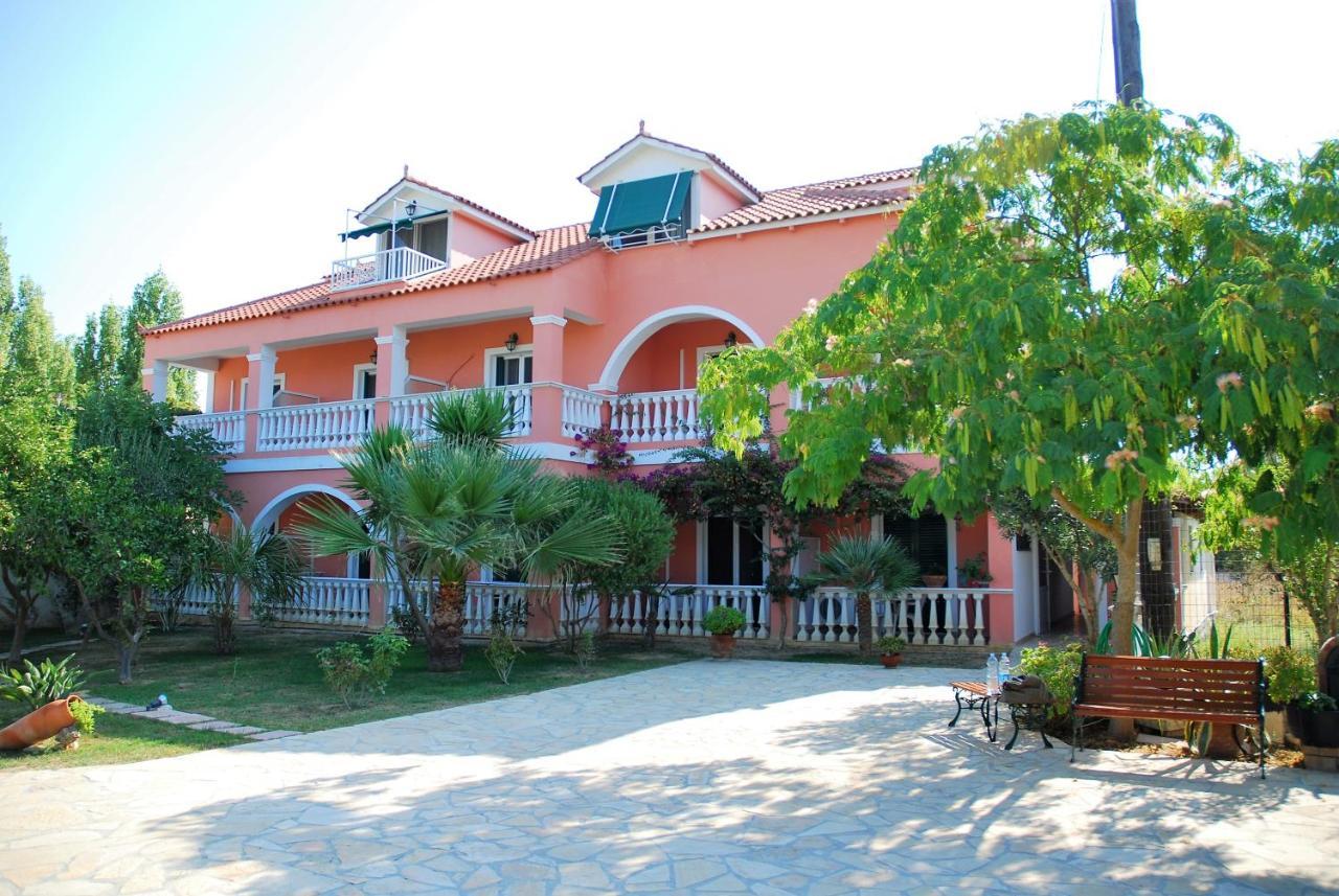 Villasabella Laganas Luaran gambar